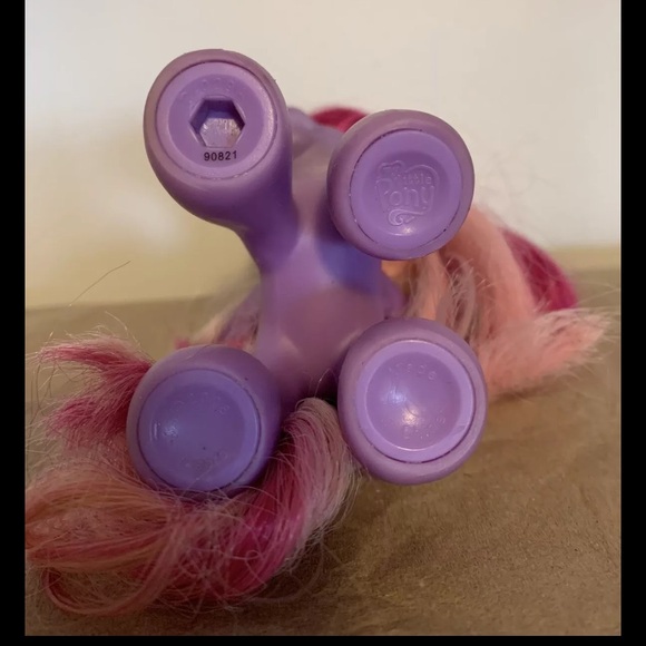 My Little Pony G3 4 Inch Starsong Pegasus 2008 Brushable - Picture 3 of 3